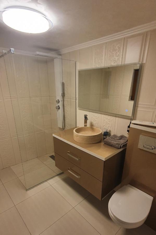 Casa Mimi Appartement Băile Herculane Buitenkant foto